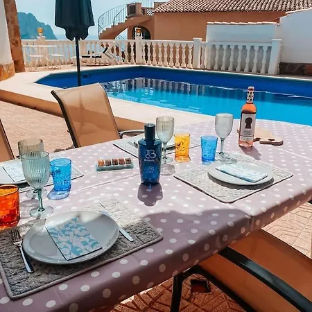 Fantastica Con Vistas A La Bahia Y Con Pisciana Βίλα *