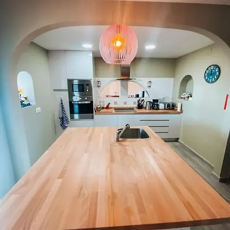 Вилла Fantastica Con Vistas A La Bahia Y Con Pisciana