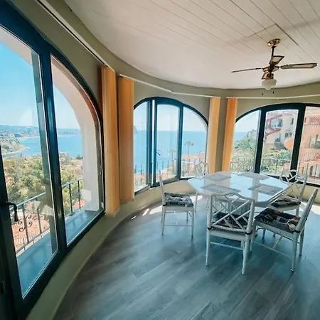 Вилла Fantastica Con Vistas A La Bahia Y Con Pisciana