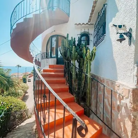 Fantastica Con Vistas A La Bahia Y Con Pisciana Villa