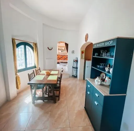 Villa Fantastica Con Vistas A La Bahia Y Con Pisciana